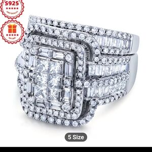 Elegant Silver Women's Ring